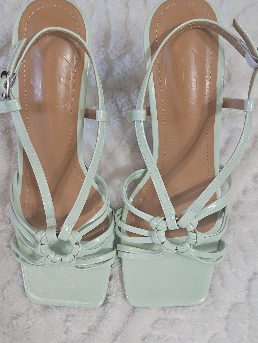 Women’s Strappy Square-Toe Sandals in Mint